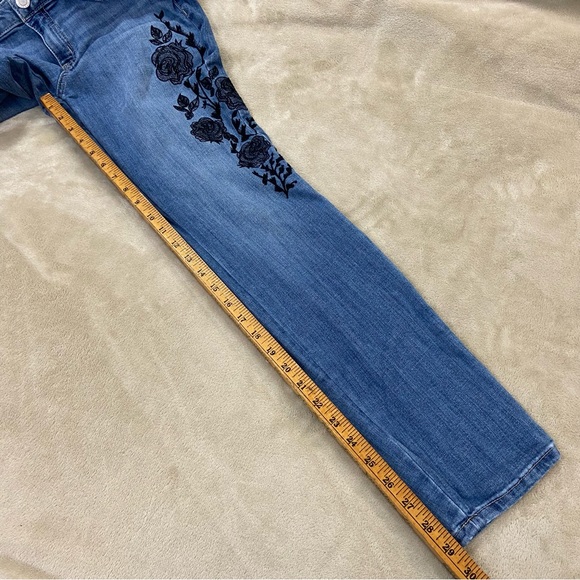 Simply Vera   Vera Wang Mid-Rise Jeans size 4 - Picture 4 of 10